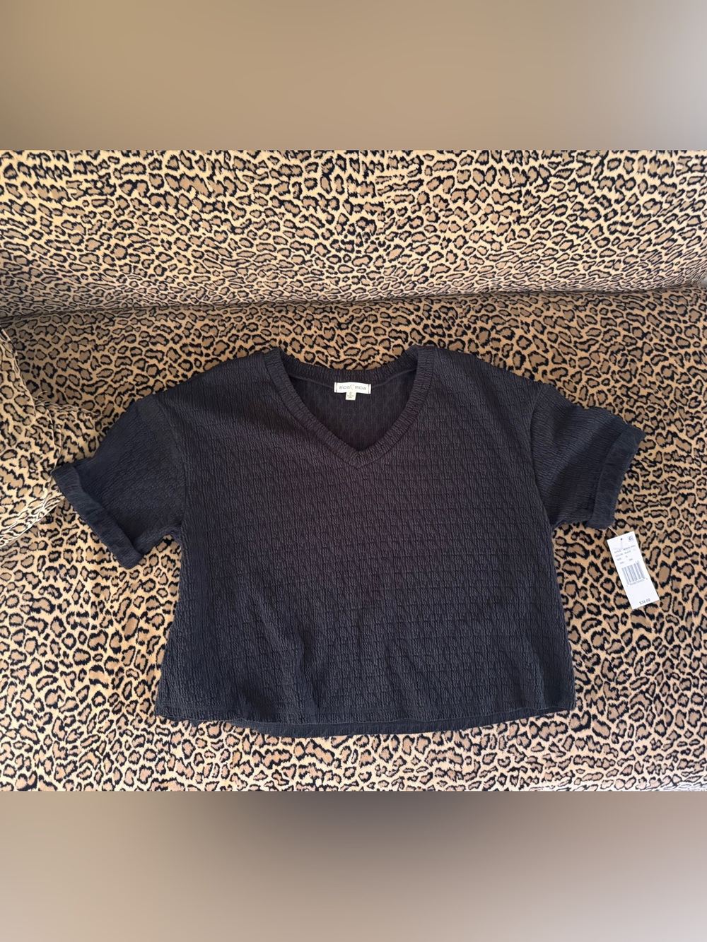 Moa Moa Black Textured V-Neck Pullover